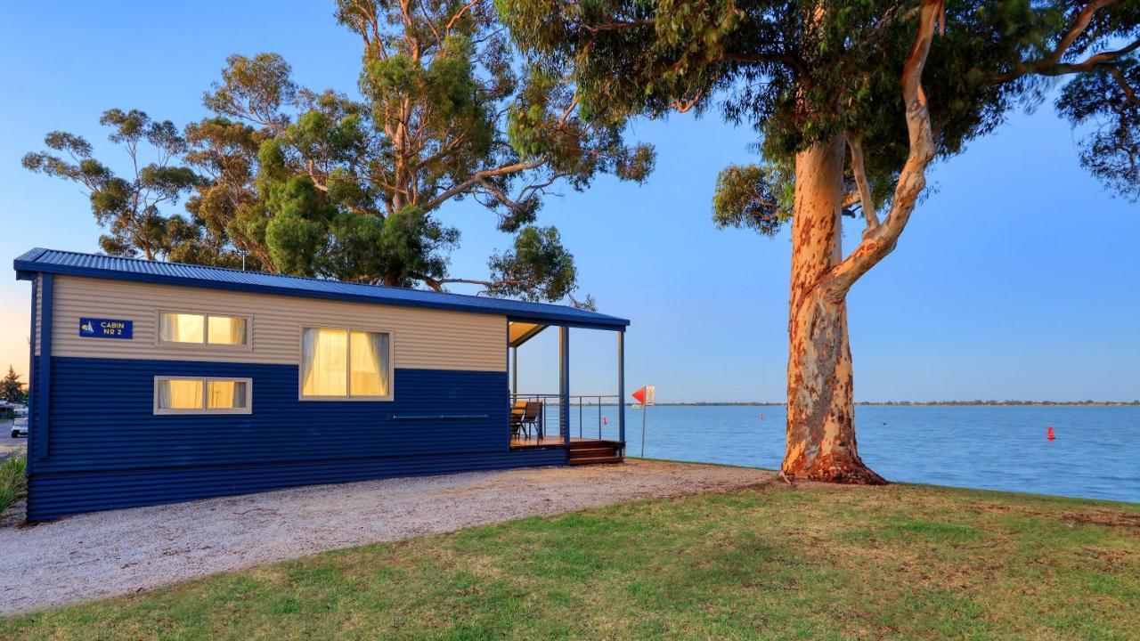 Lake Boga Caravan Park Екстер'єр фото