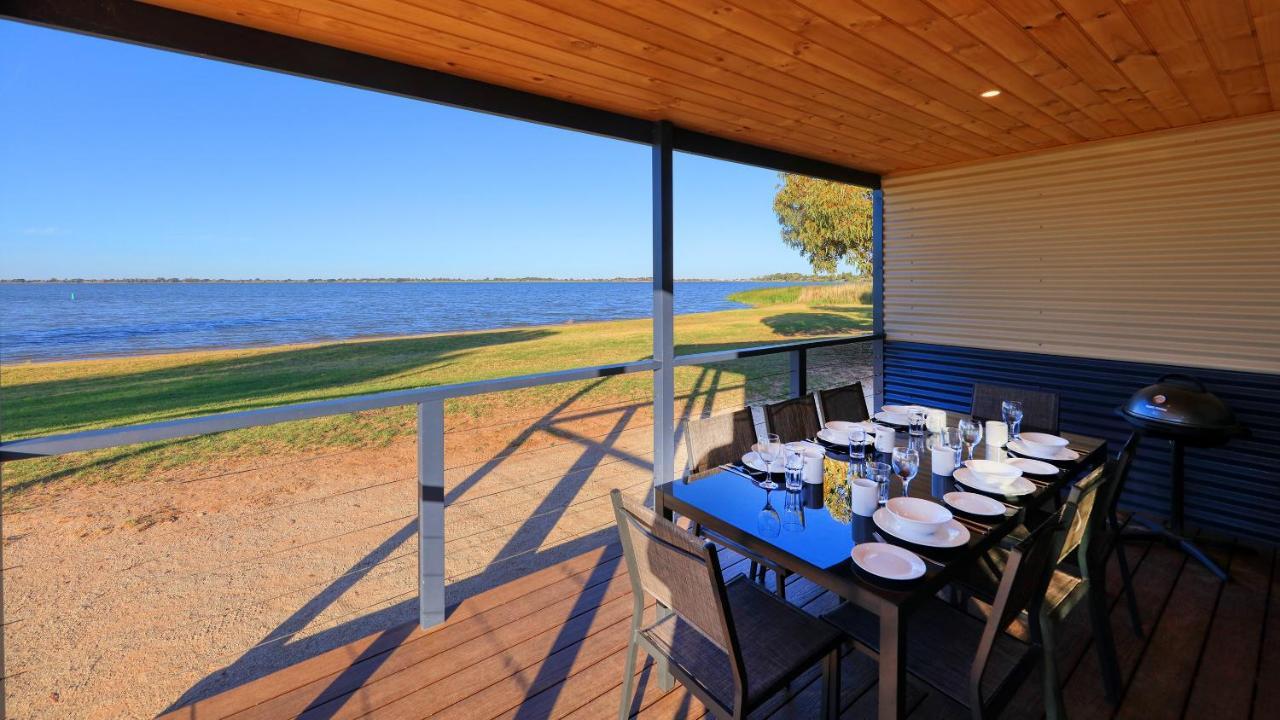 Lake Boga Caravan Park Екстер'єр фото
